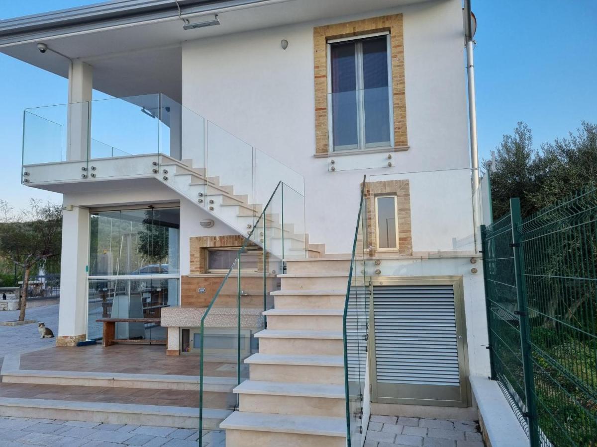 B&B San Michele Cagnano Varano Ngoại thất bức ảnh